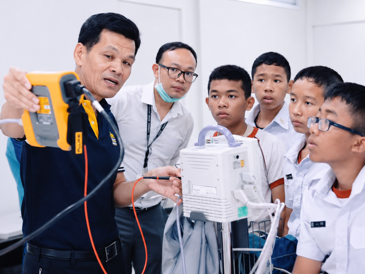บรรยากาศการเรียนและกิจกรรมห้องเตรียมแพทย์ โรงเรียนดาวนายร้อย