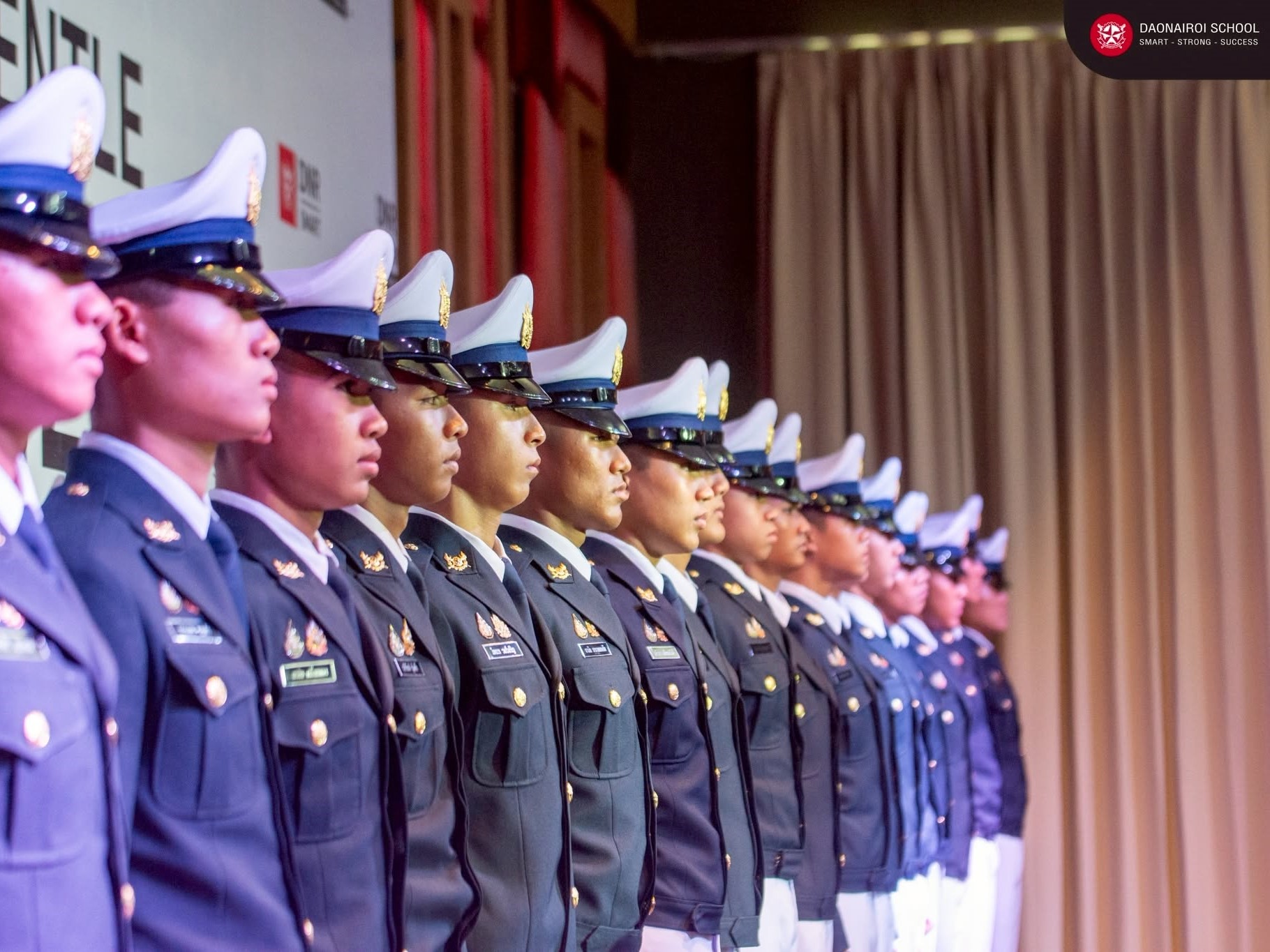 บรรยากาศการเรียนและมิตรภาพในห้องเตรียมนายร้อย